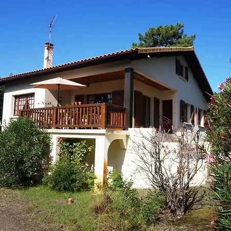 Casa de Férias T5 Etage Rue Des Gemmeurs -100 *